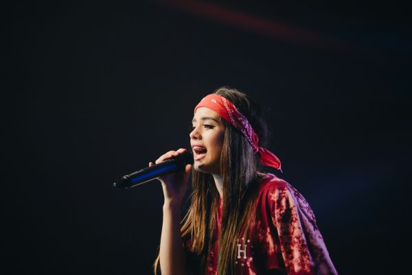 Devenez chanteur à Saint-Étienne : formation sur mesure par niveau